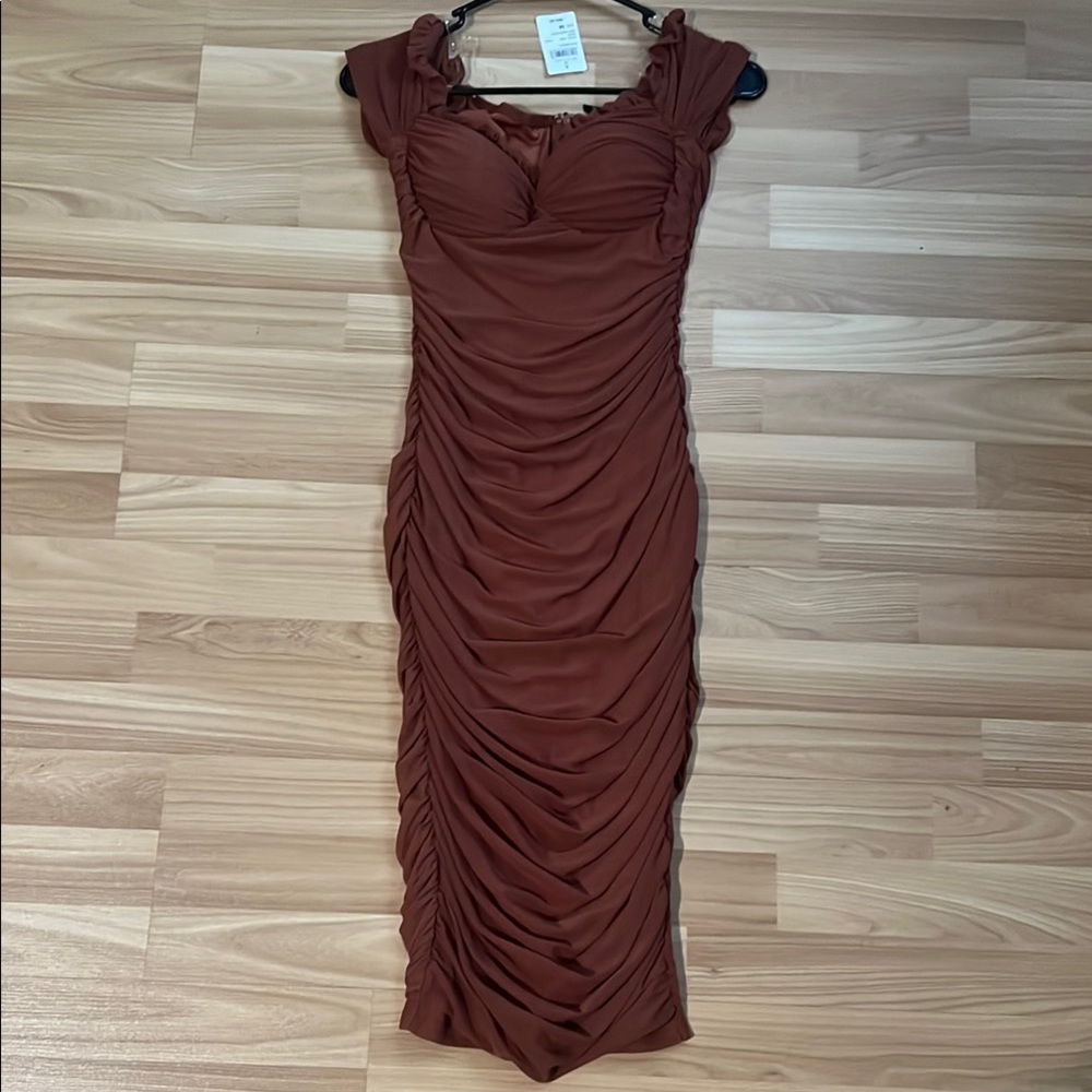 Windsor Red Ruched Sweetheart Midi Dress